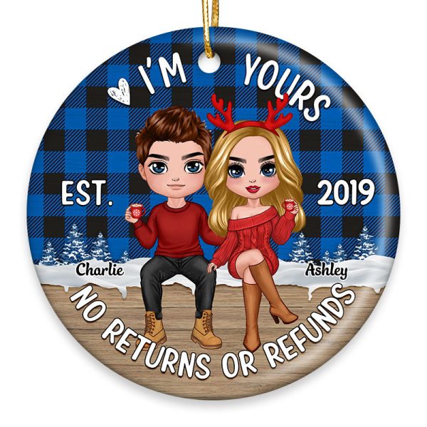Checkered Pattern Couple Sitting On Snow Personalized Circle Ornament Cheap